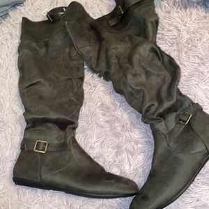 Brand New Olive Green Fall Boots